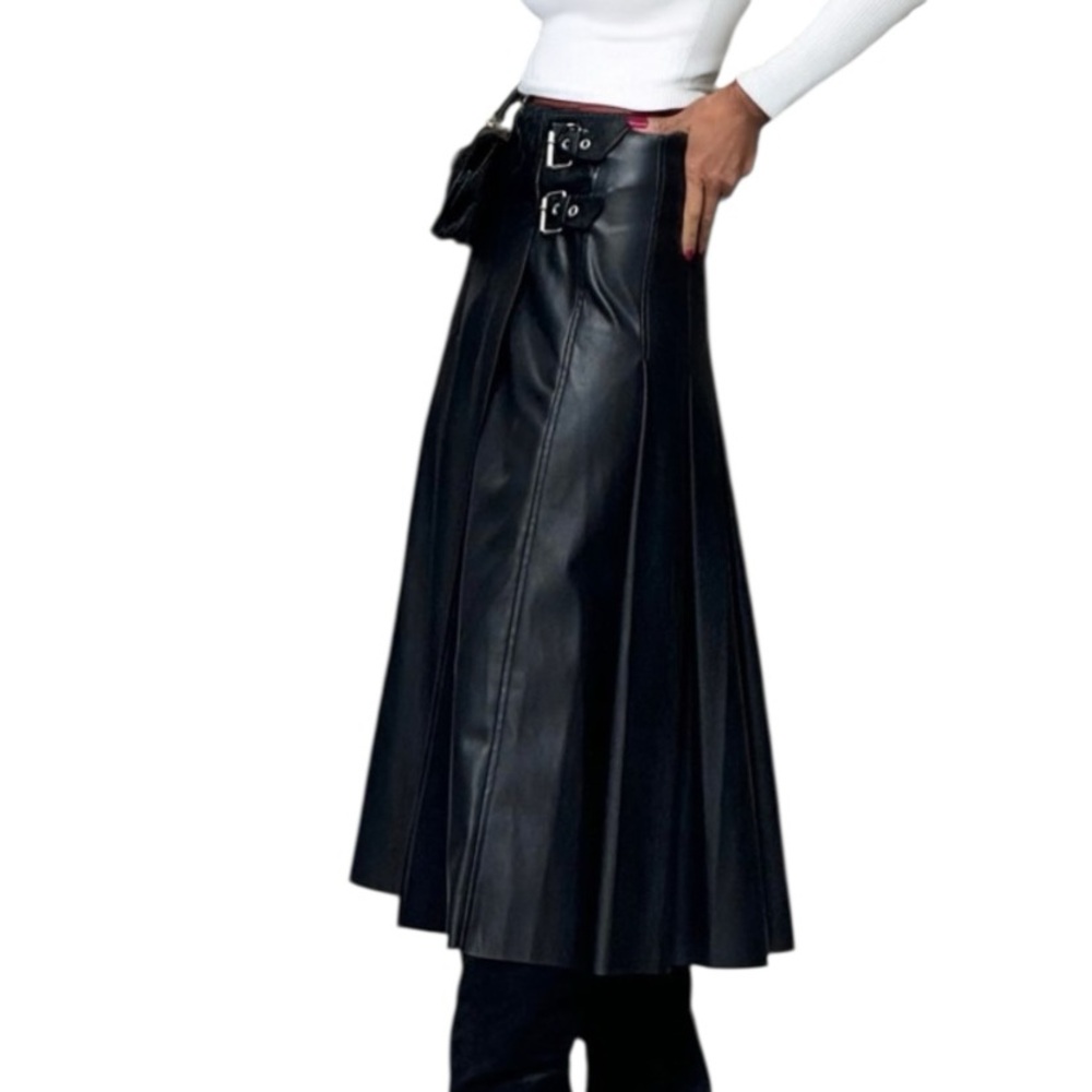 Vegan Leather Pleated Belted Skirt in Black